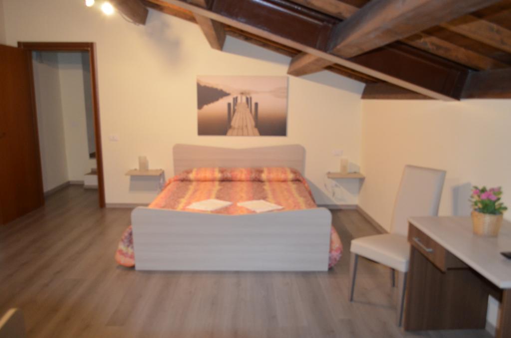 B&B Il Vicoletto ลาควิลา ภายนอก รูปภาพ