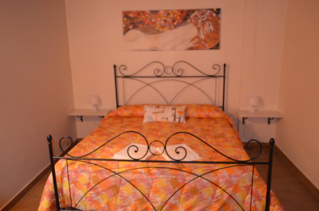 B&B Il Vicoletto ลาควิลา ภายนอก รูปภาพ