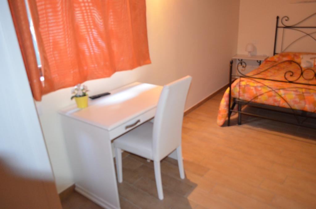 B&B Il Vicoletto ลาควิลา ภายนอก รูปภาพ